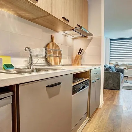 College Flat - Wi-fi With 600 Mbit Speed 소피아