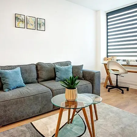 College Flat - Wi-fi With 600 Mbit Speed Sofía