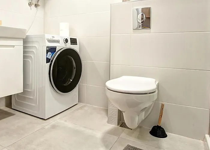 College Flat - Wi-fi With 600 Mbit Speed アパート *