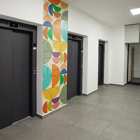 College Flat - Wi-fi With 600 Mbit Speed